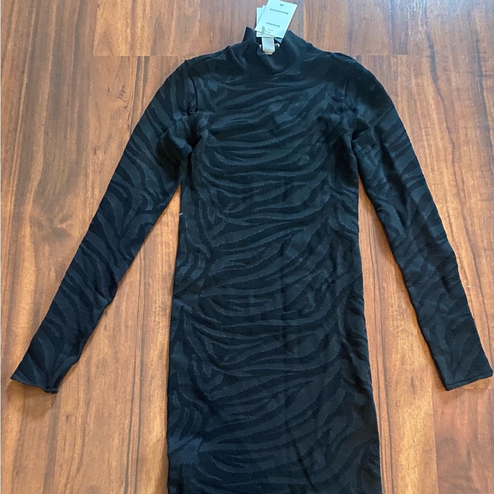 H&M Patterned Mesh Dress